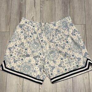 LCKR Men's Blue-White Mesh Athletic Shorts Size 2XL